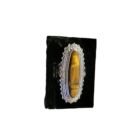 Paparazzi Fashion Ring - Picture 1 of 1